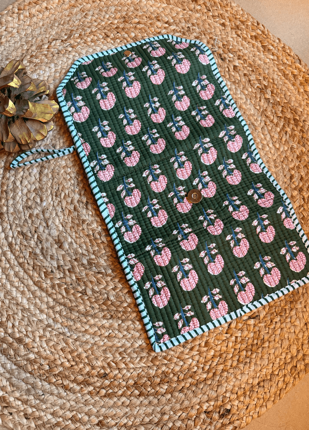 Roll Up Pouch - Green
