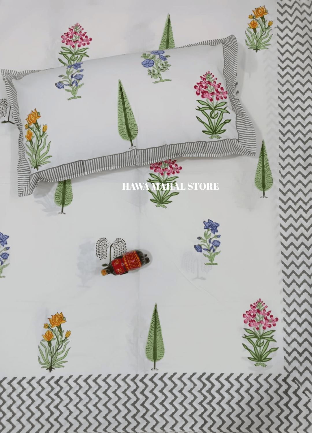 Handblock Print Percale Bedsheet with Reversible Pillow Covers