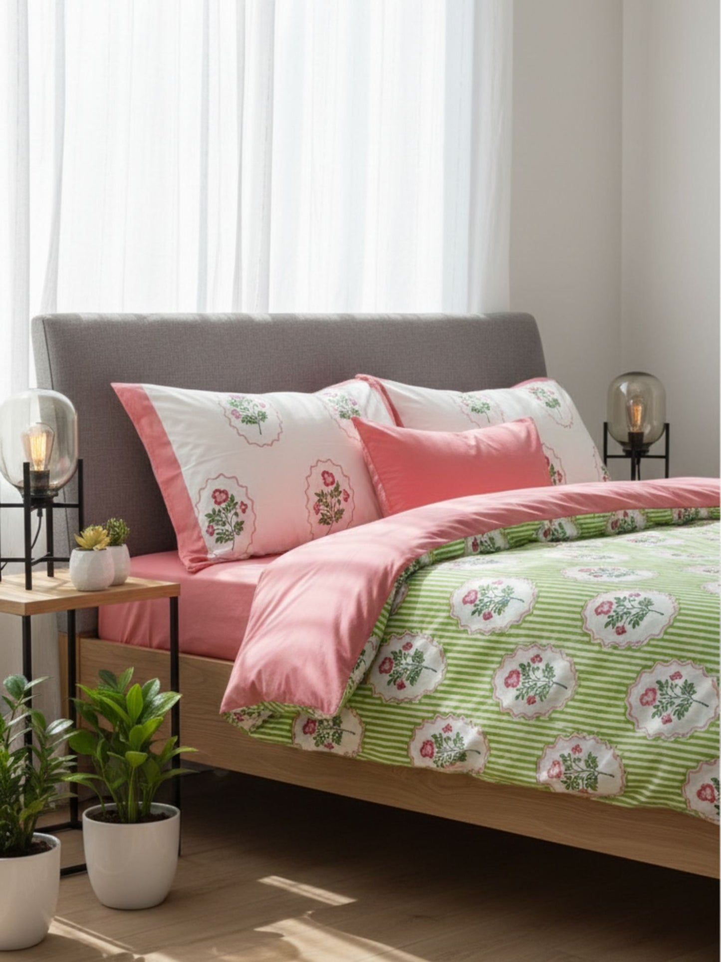 Taruni Hand Block Printed King Bedsheet with Reversible Pillow Covers (90 x 108 inches)