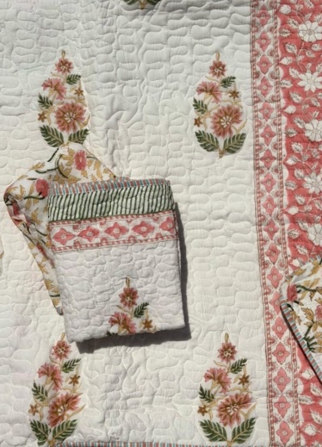 Handcrafted Quilted Cotton Bedcover with Two Pillow Covers
