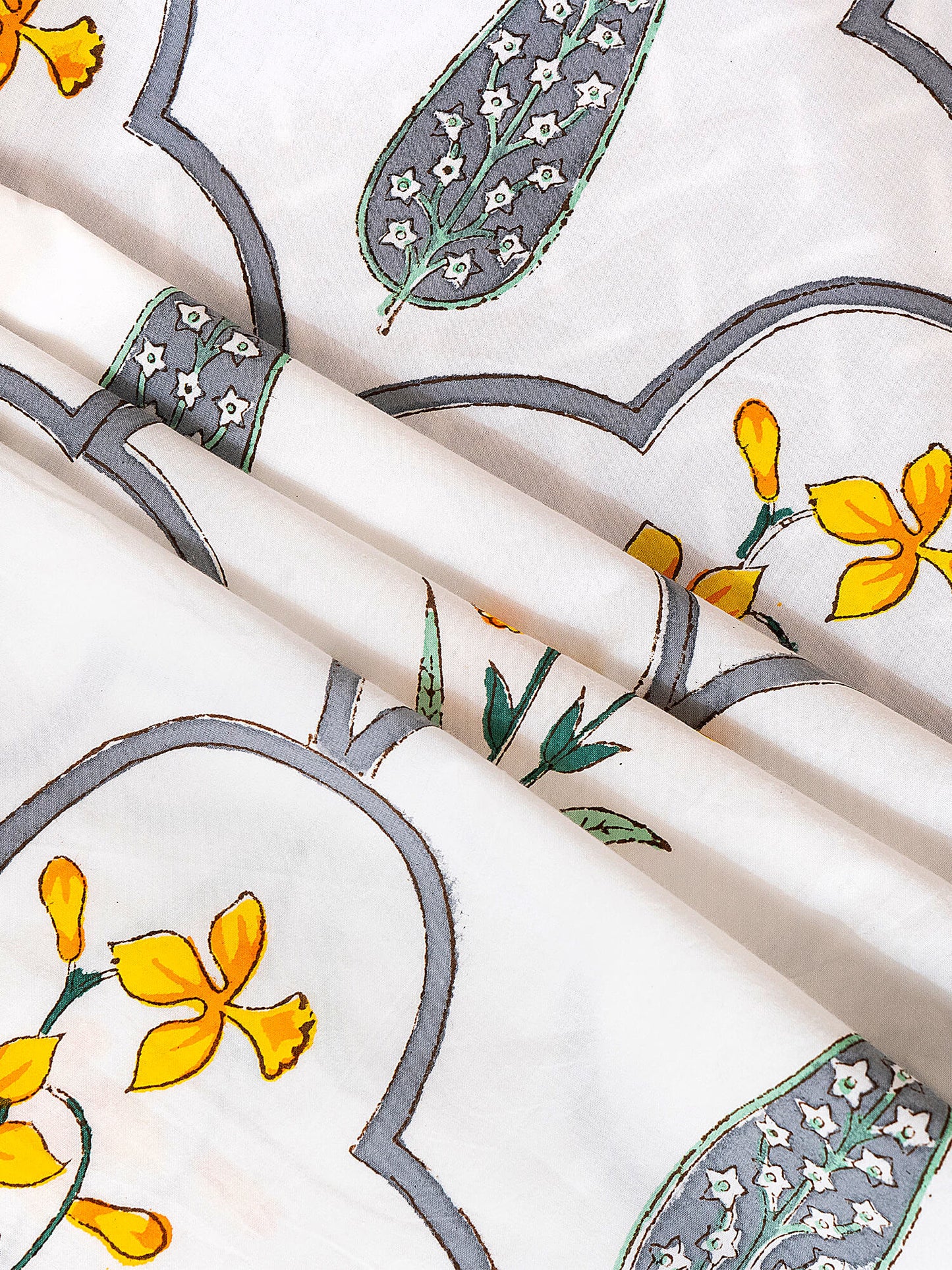 Meera Bagh Collection - Matching Double Bed Quilt & Bedsheet Set