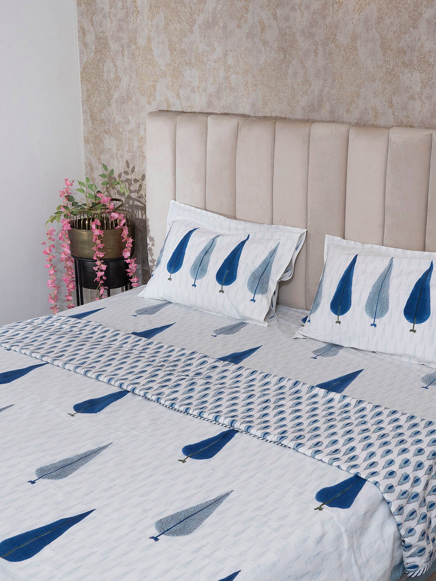 Neel Bagh Collection - Matching Dohar & Bedsheet Set