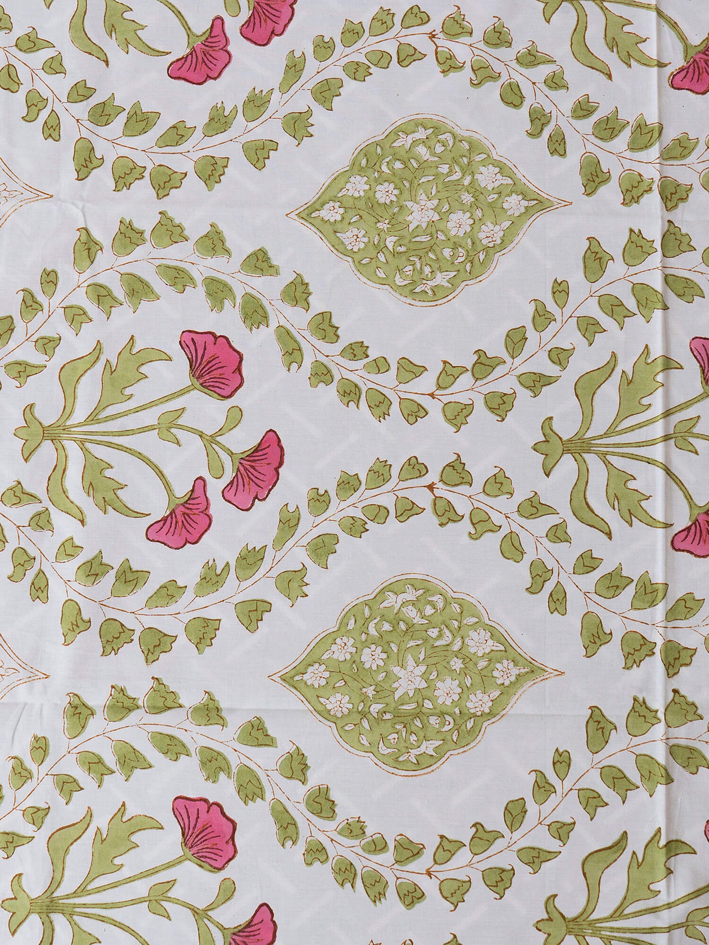 Sawai Bagh Collection - Hand Block Printed Super King Bedsheet with Reversible Pillow Covers (108 x 108 inches)