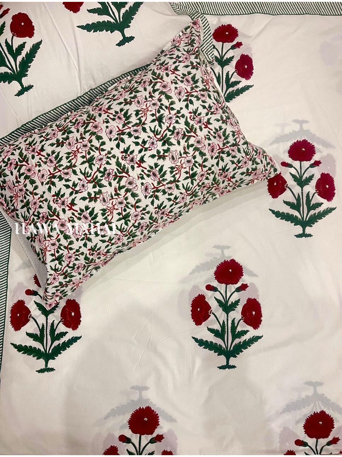 Hand Block Printed Super King Bedsheet with Reversible Pillow Covers (108 x 108 inches)