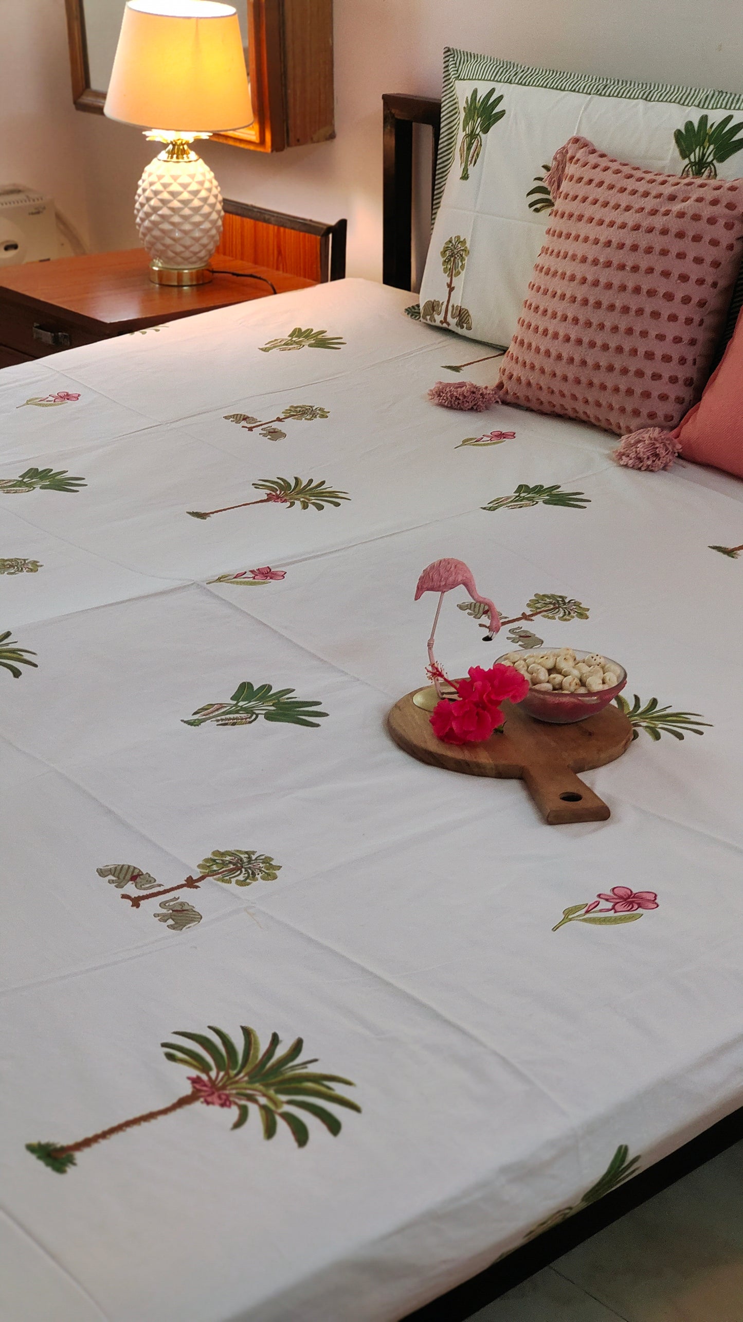 Shikar Bagh Collection - Hand Block Printed Super King Bedsheet with Reversible Pillow Covers (108 x 108 inches)