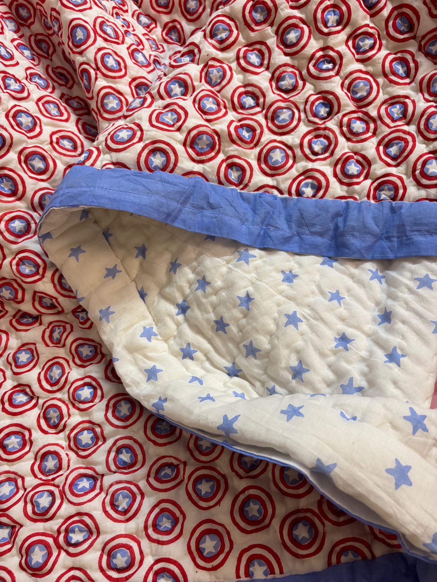 Captain America Kids Reversible Mulmul Quilt