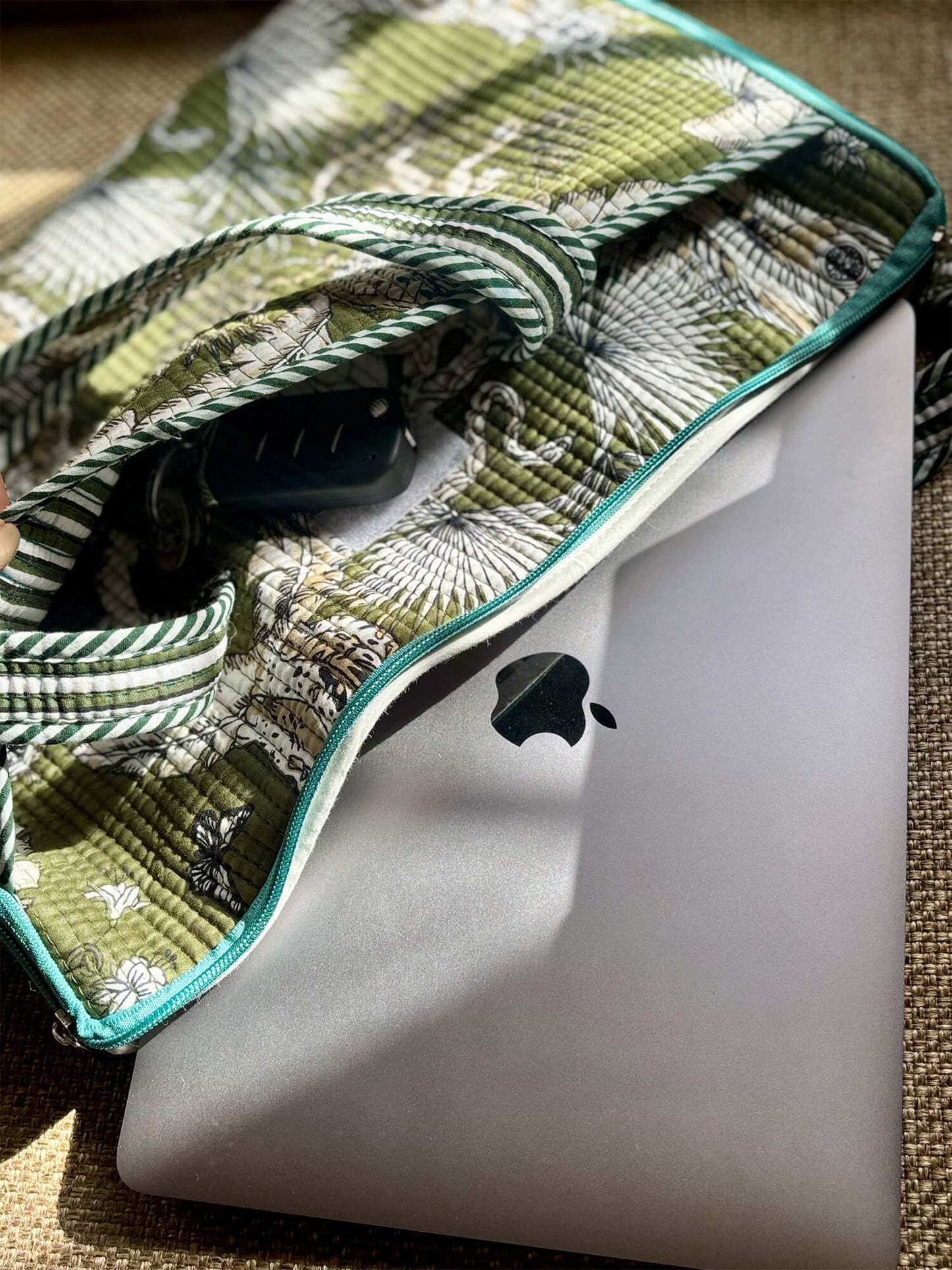 Handblock Quilted Cotton Laptop Sleeve – 14 Inch - Green