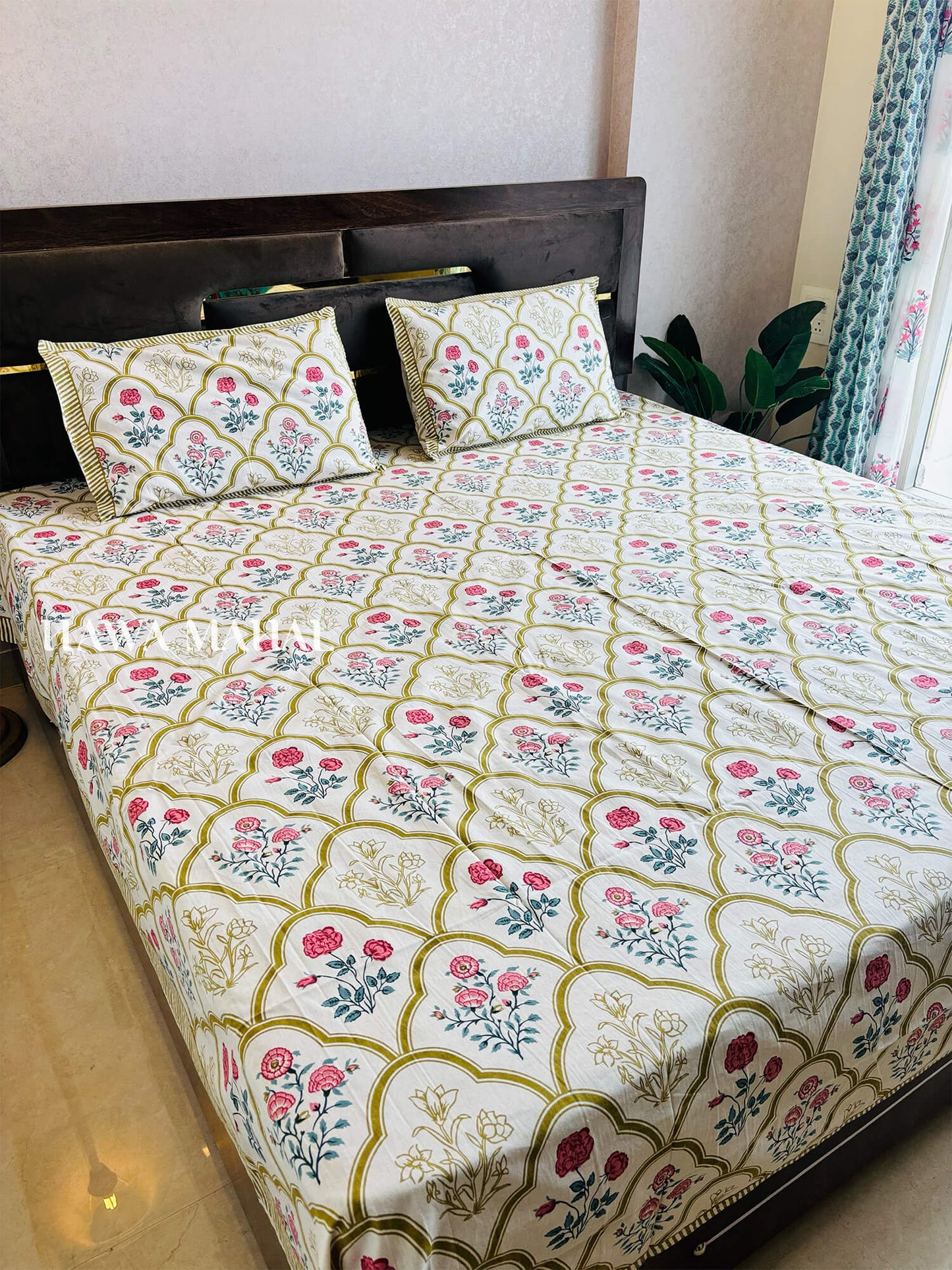 Rajputana Collection - Super King Cotton Bedsheet with Pillow Covers (108 x 108 inches)