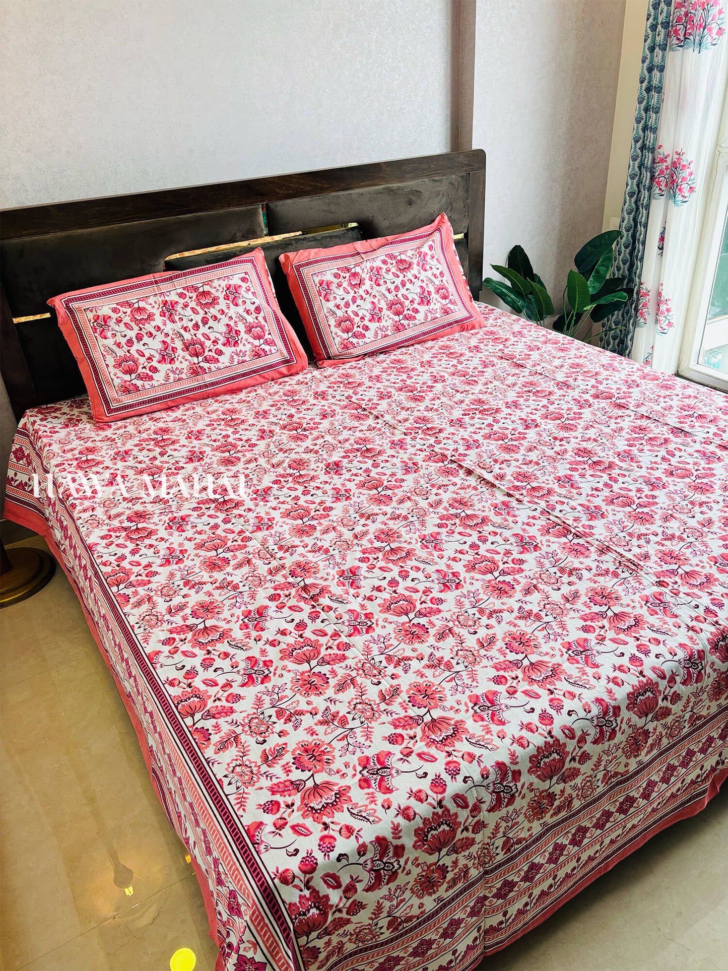 Rajputana Collection - Super King Cotton Bedsheet with Pillow Covers (108 x 108 inches)