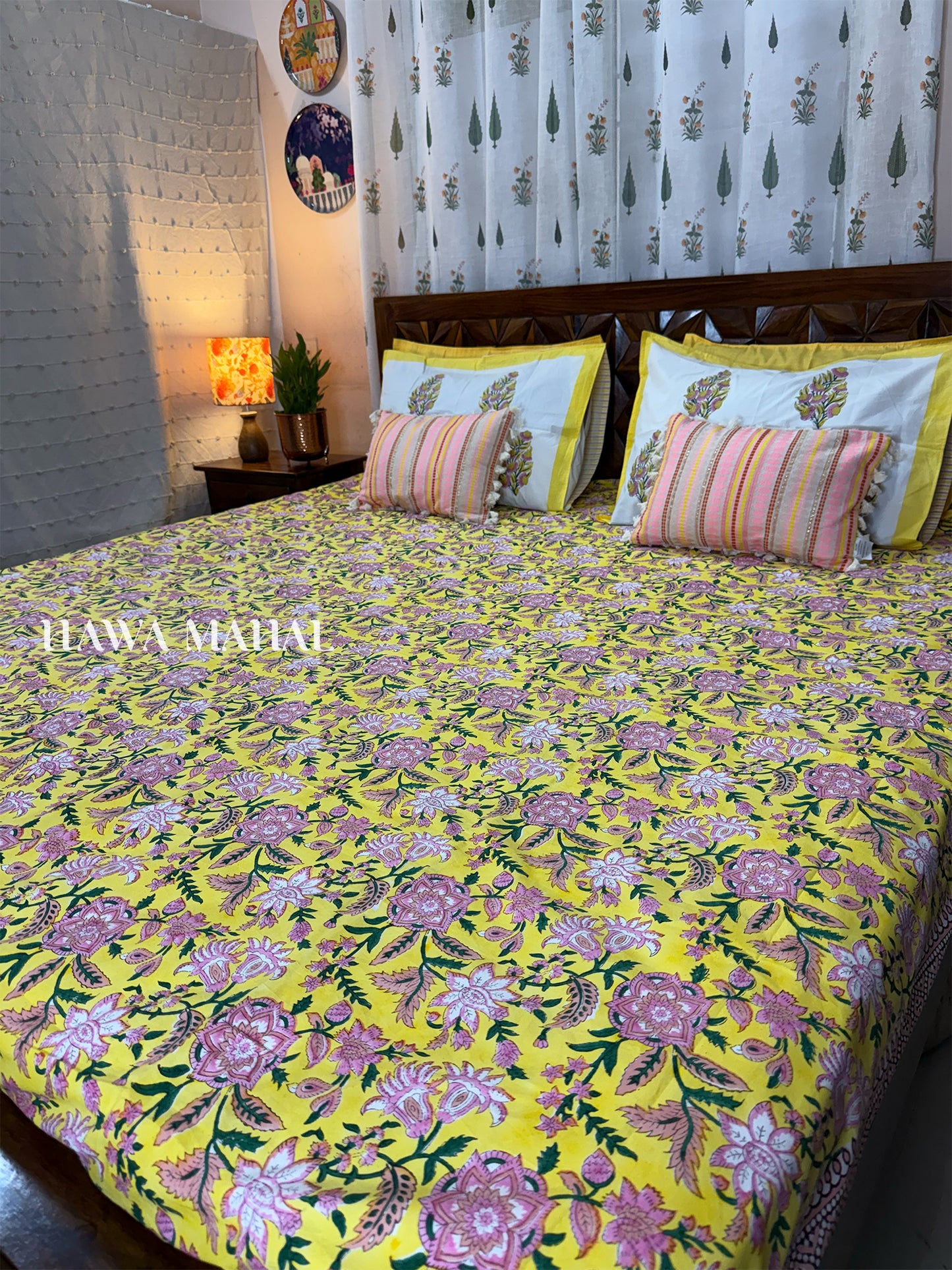 Yellow Floral Percale King Bedsheet with Pillow Covers (90 x 108 inches)