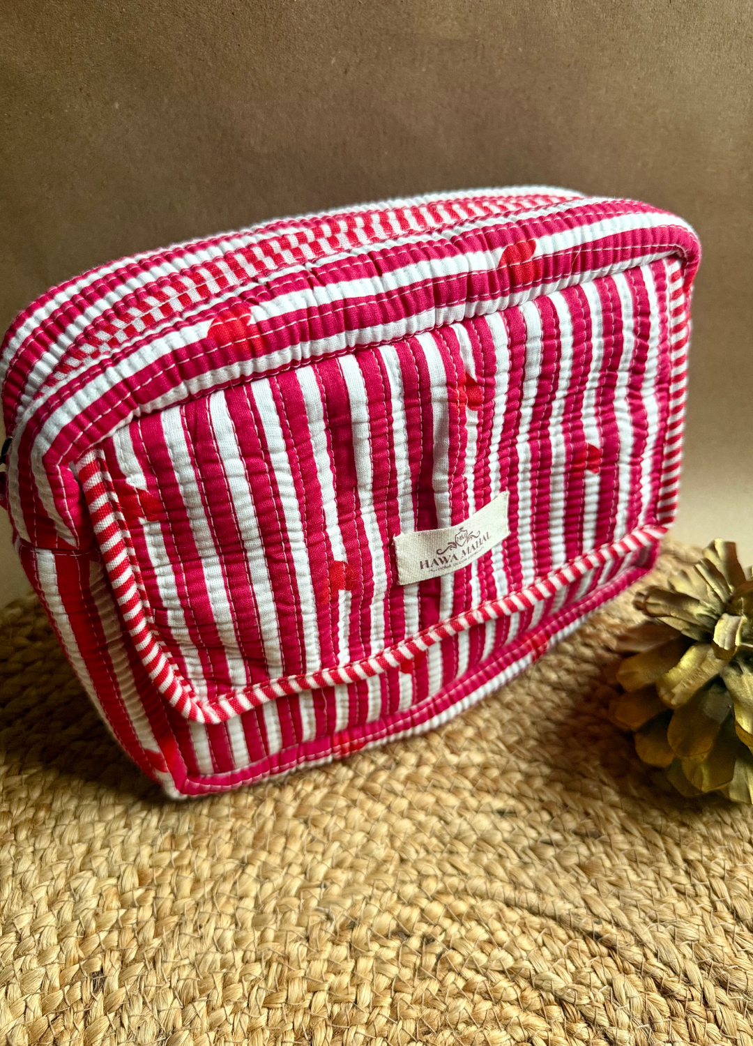 Scallop Toiletry Bag