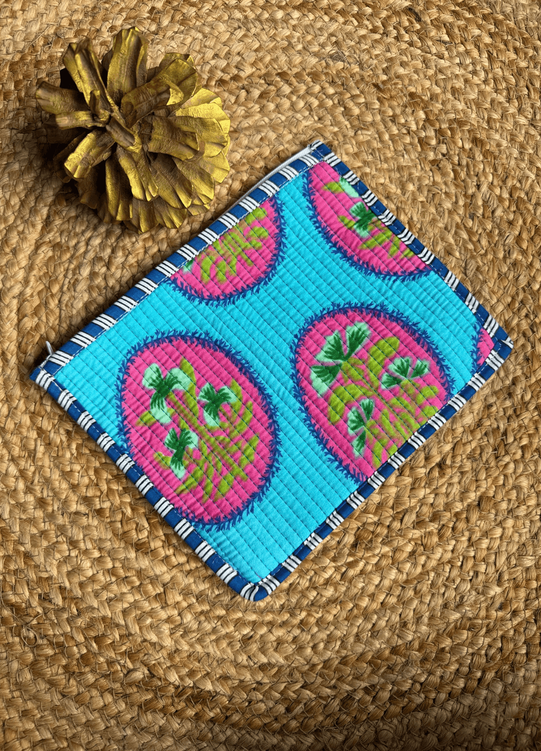 Handblock Flat Pouch