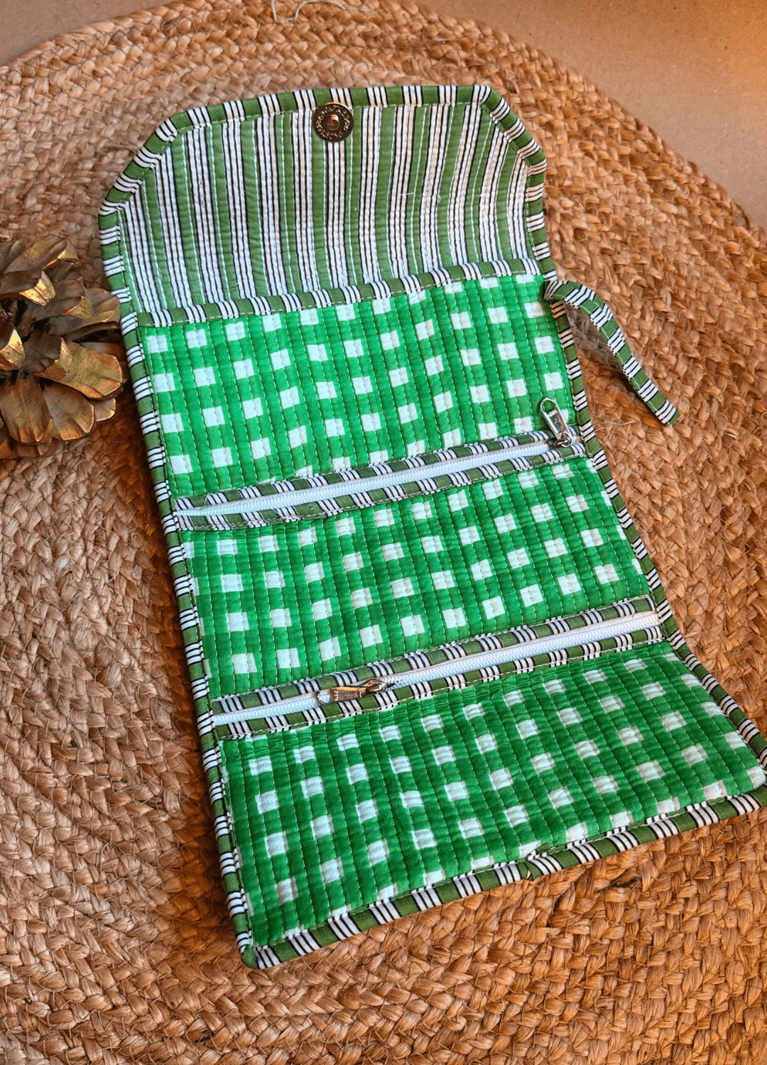 Roll Up Pouch - Green