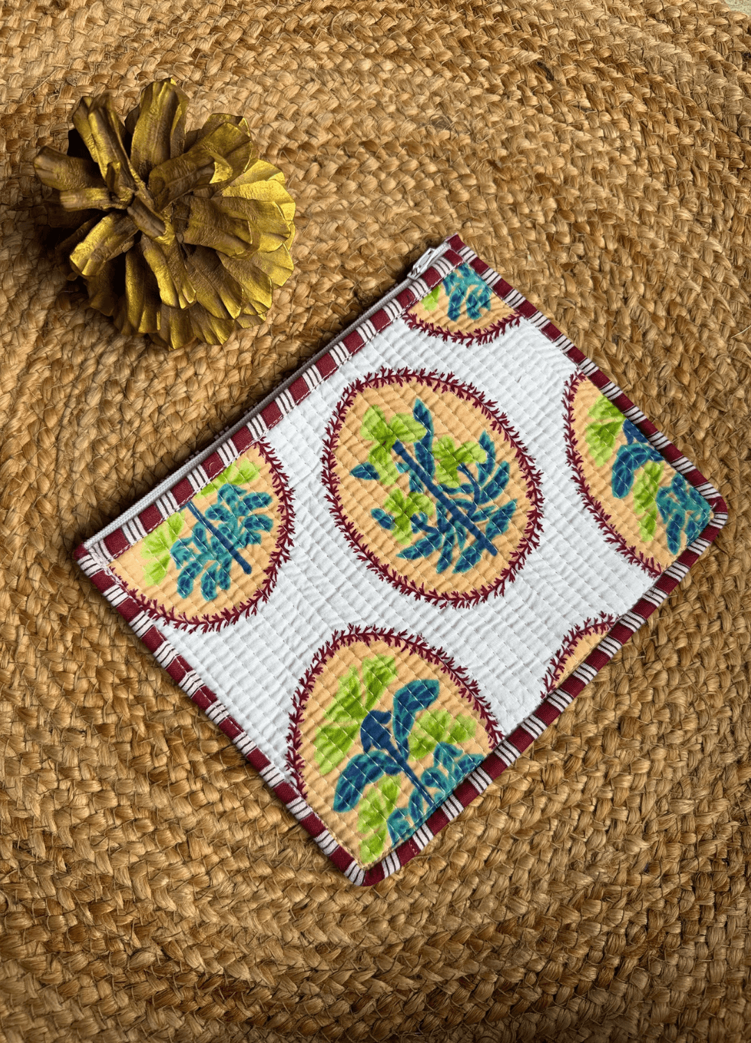 Handblock Flat Pouch