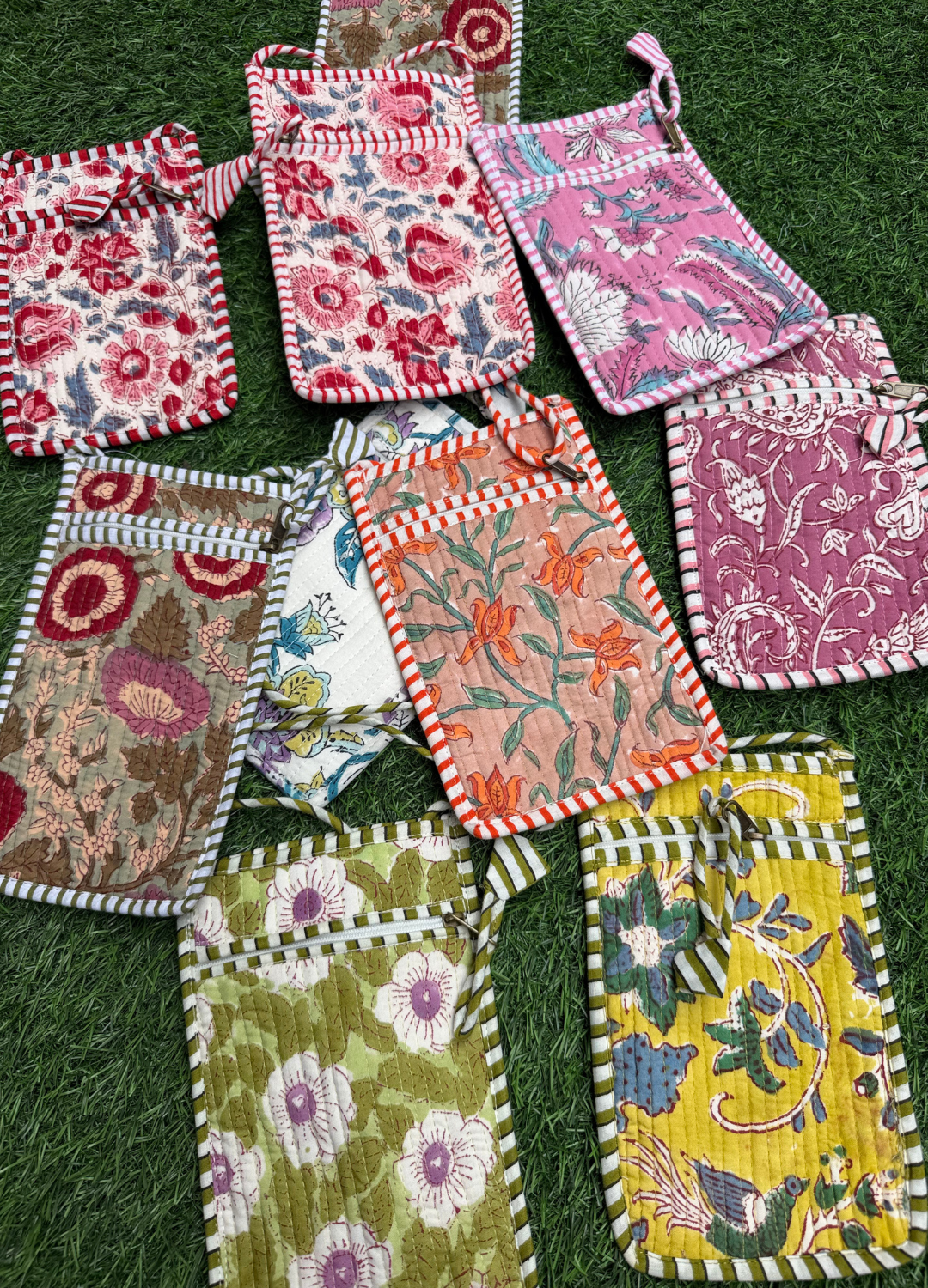 BLOCK PRINTED MOBILE SLING