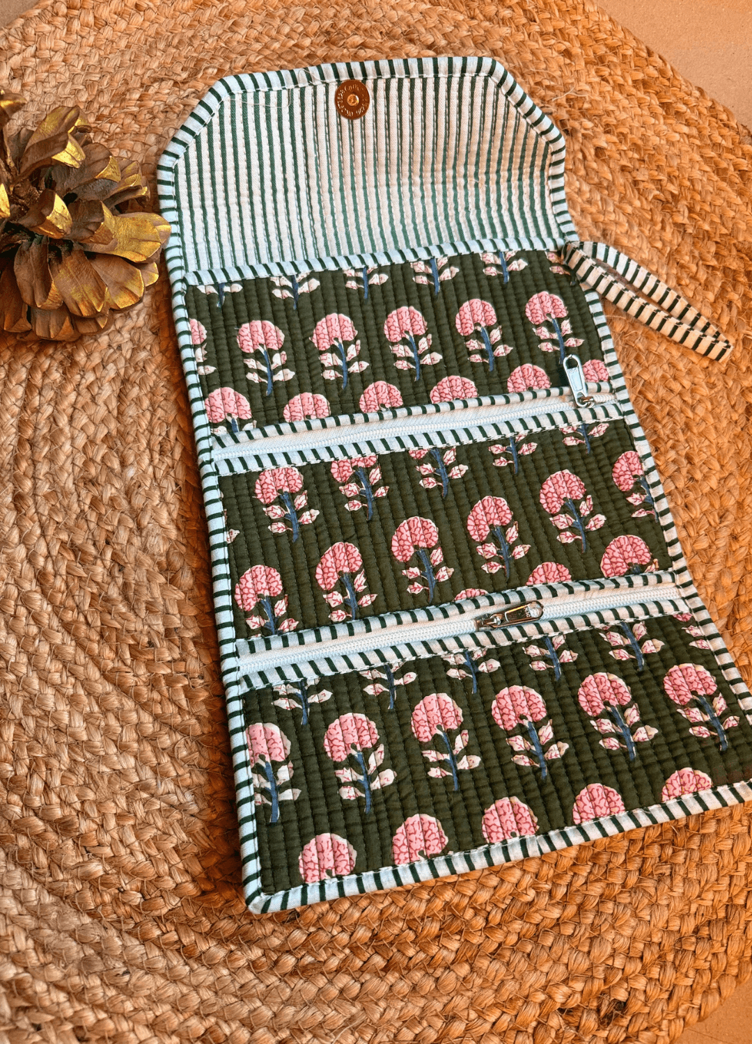 Roll Up Pouch - Green