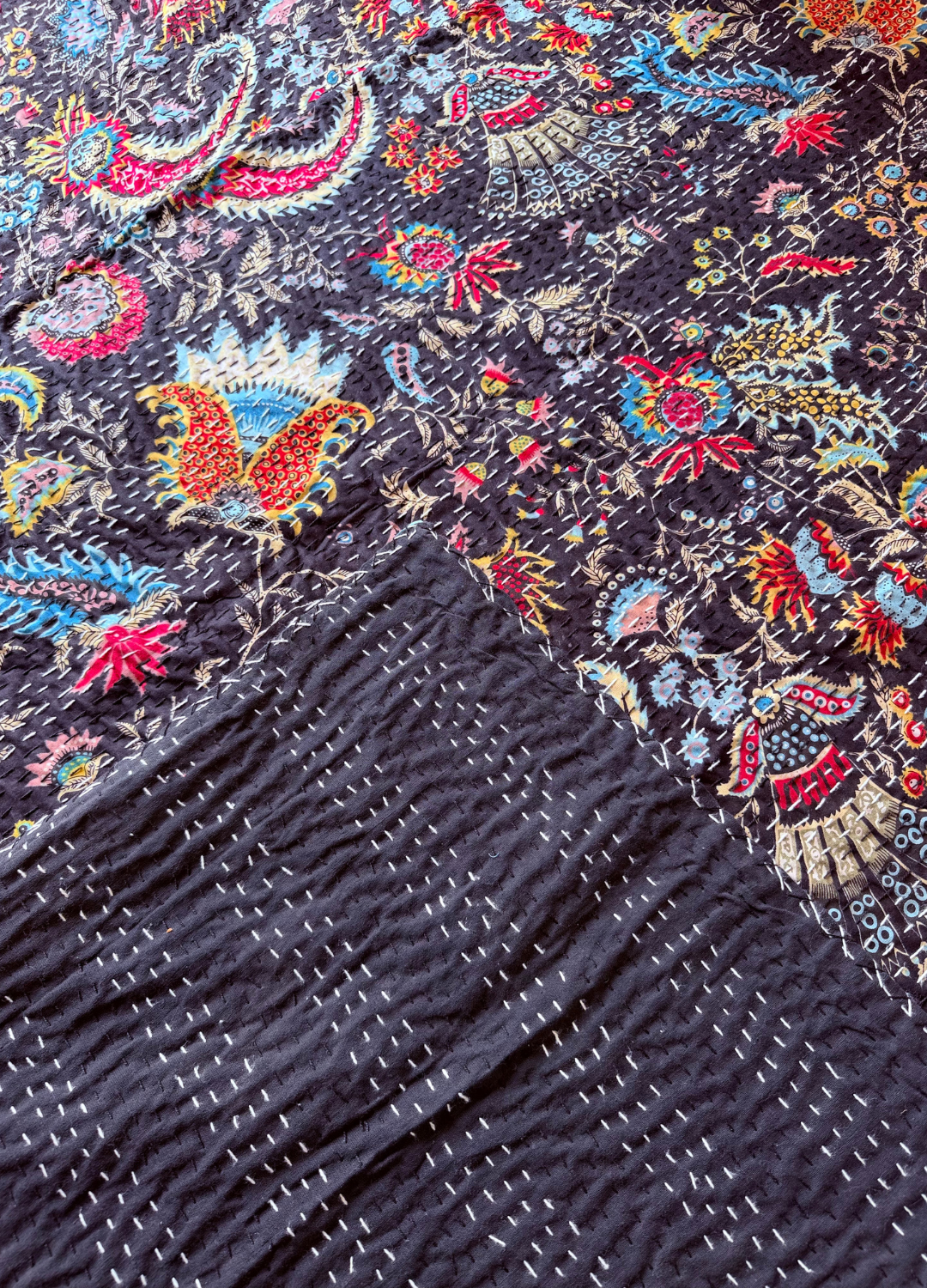Black Kantha Luxury Bedcover - 90x108 inch