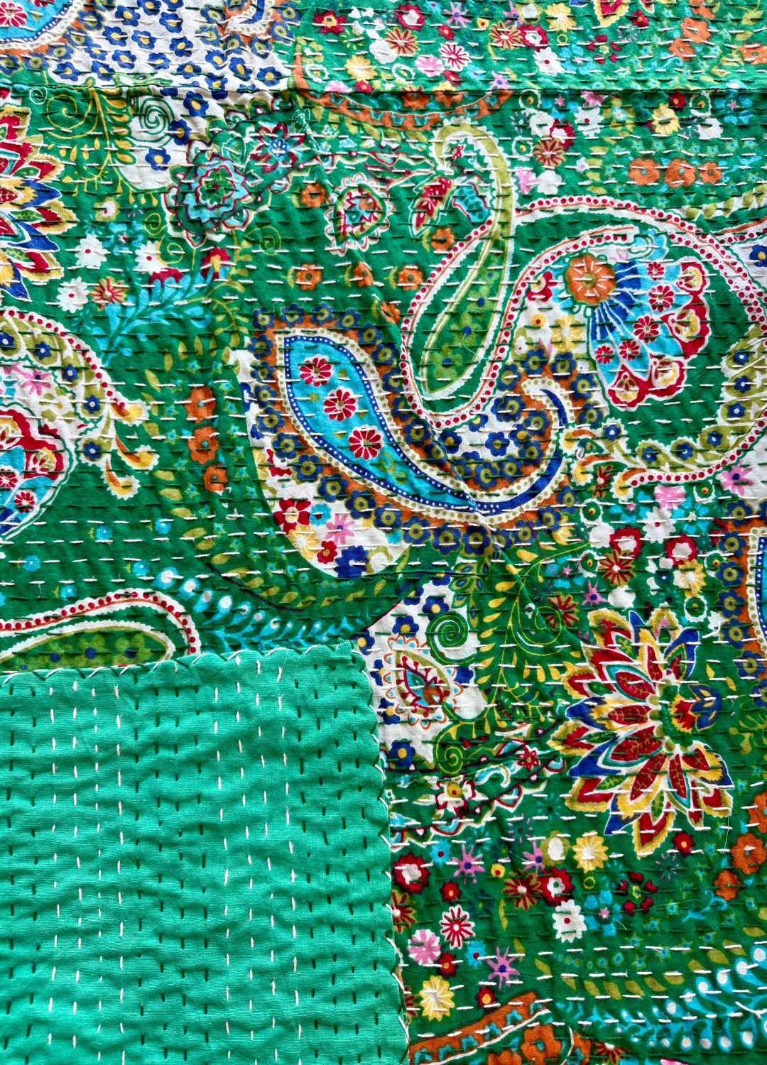 Green Kantha Luxury Bedcover - 90x108 inch