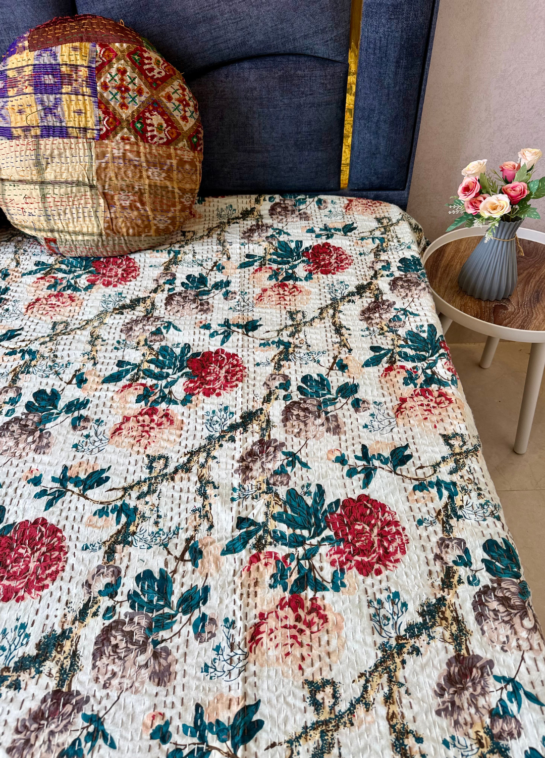 White Kantha Luxury Bedcover - 90x108 inch