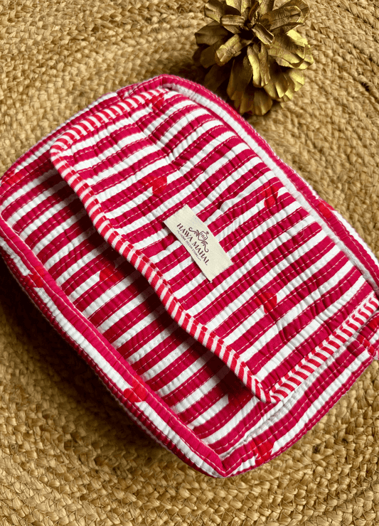 Scallop Toiletry Bag