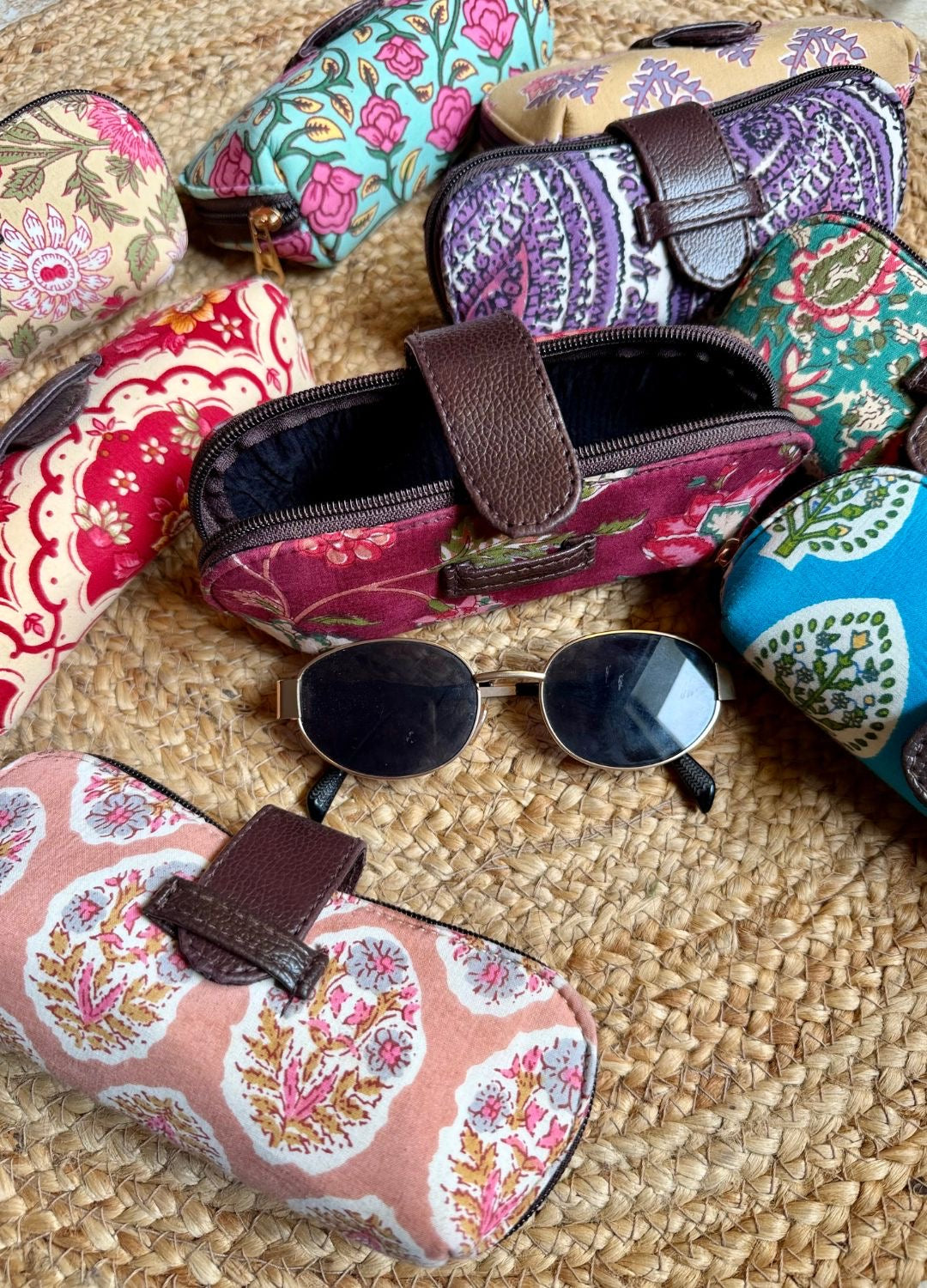 BLOCK PRINTED SUNGLASSES COVER