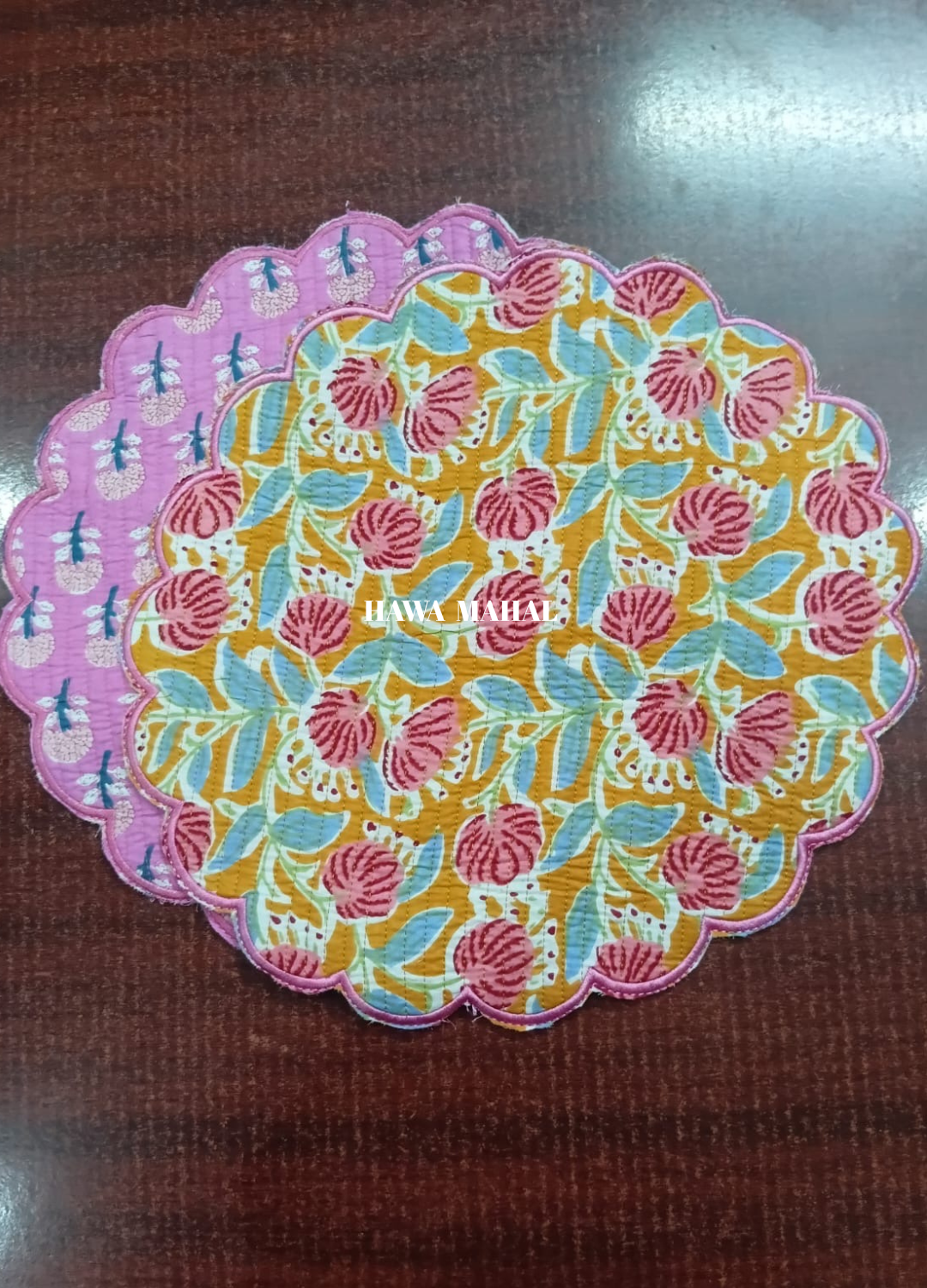 Scalloped Quilted Round Mats - Set of 6