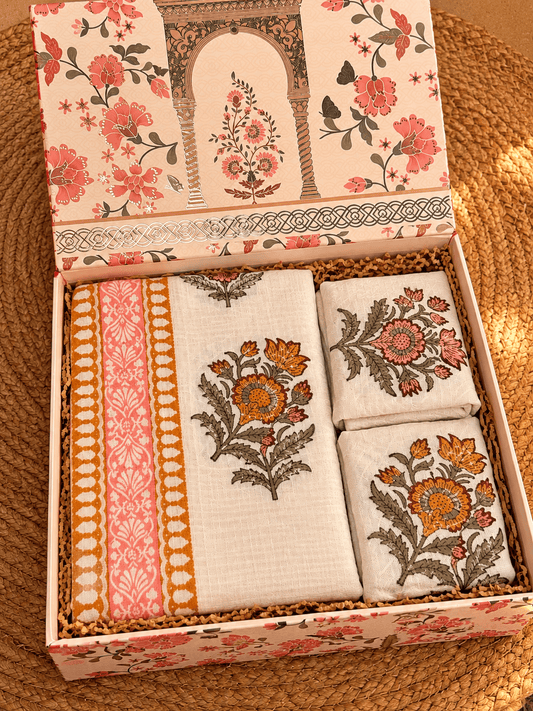 GIFT BOX - BATH LINEN SET ( 4 pc Set)