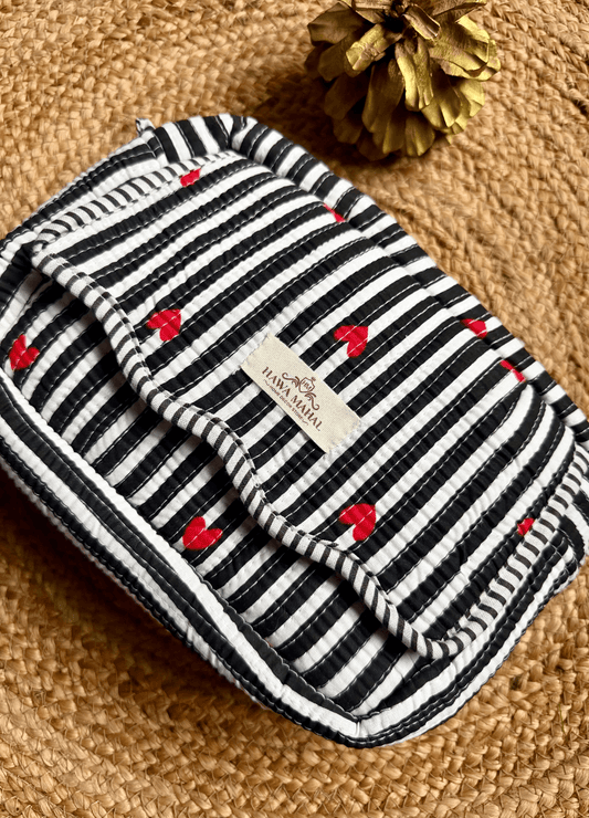 Scallop Toiletry Bag