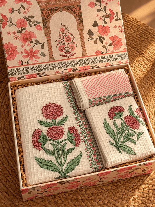 GIFT BOX - BATH LINEN SET ( 4 pc Set)