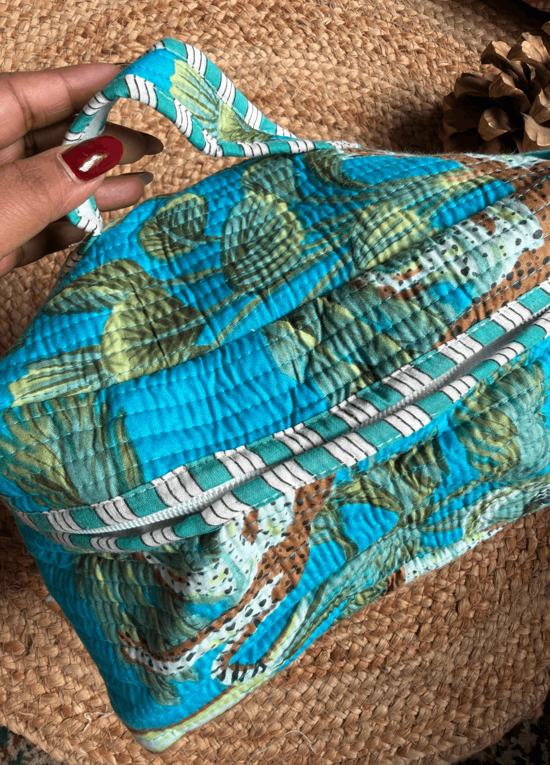 Quilted Vanity Bag – Travel Friendly Organizer
