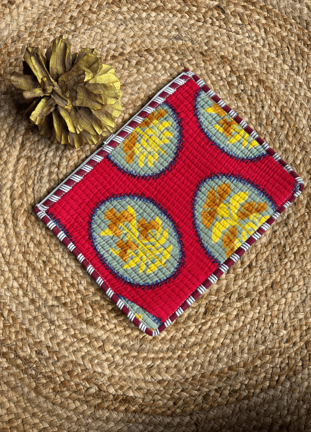 Handblock Flat Pouch