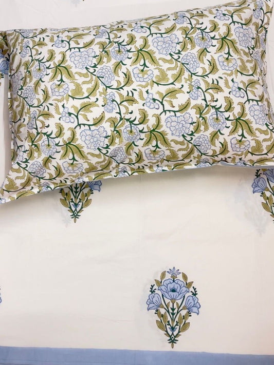 Trisha Hand Block Printed King Bedsheet with Reversible Pillow Covers (90 x 108 inches)