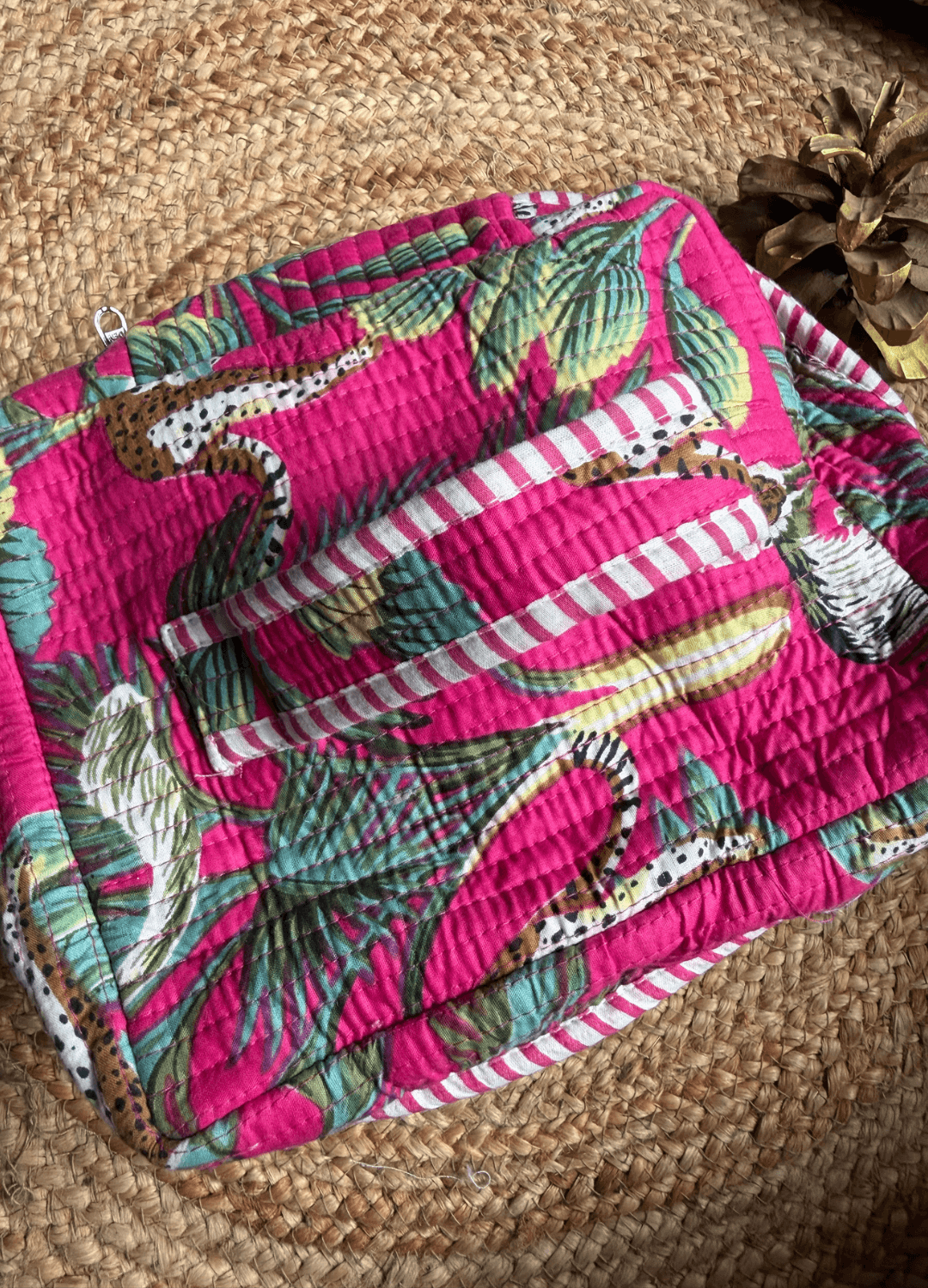 Quilted Vanity Bag – Travel Friendly Organizer
