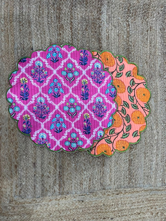 Scalloped Quilted Round Mats - Set of 6