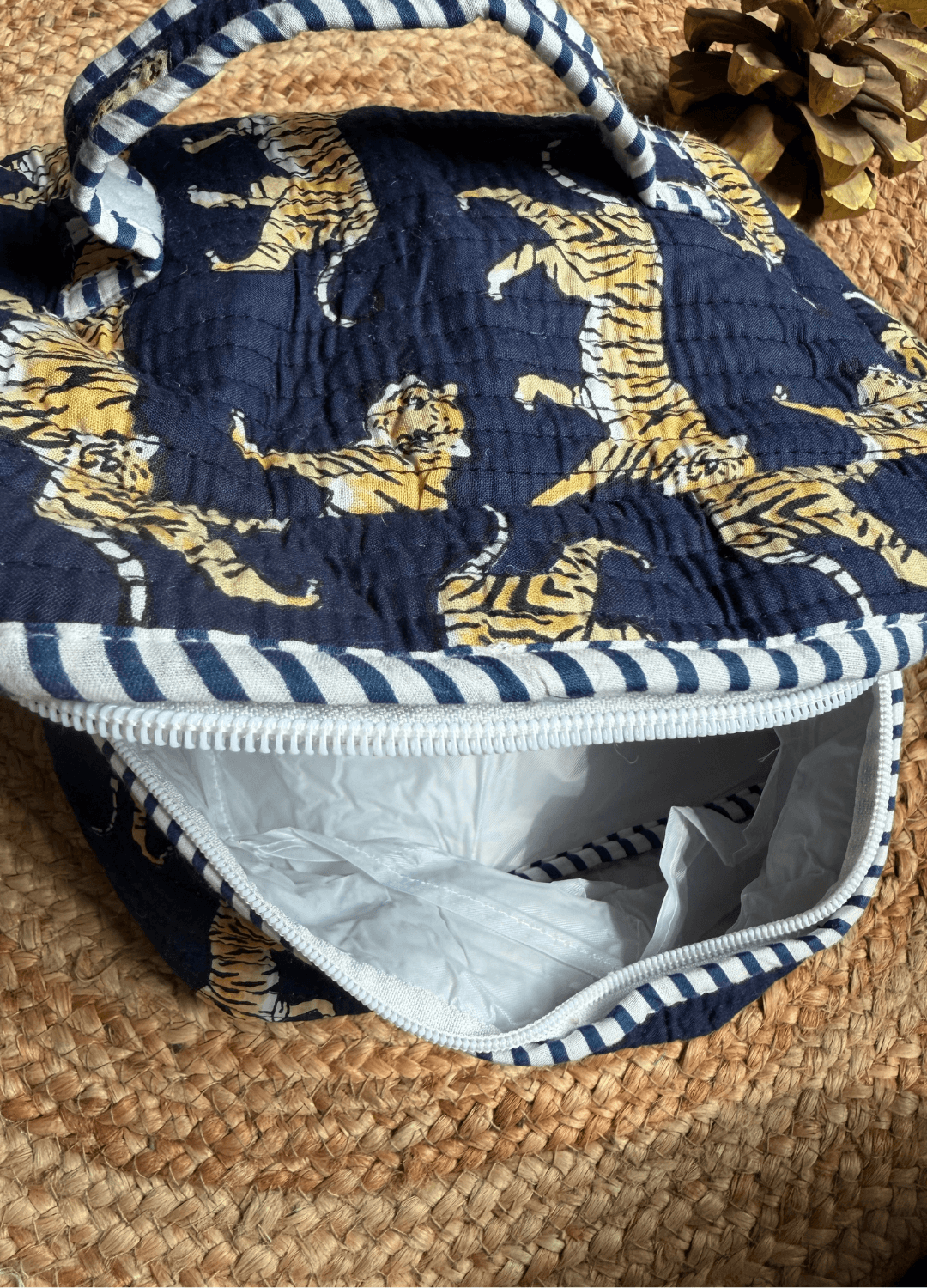Quilted Vanity Bag – Travel Friendly Organizer