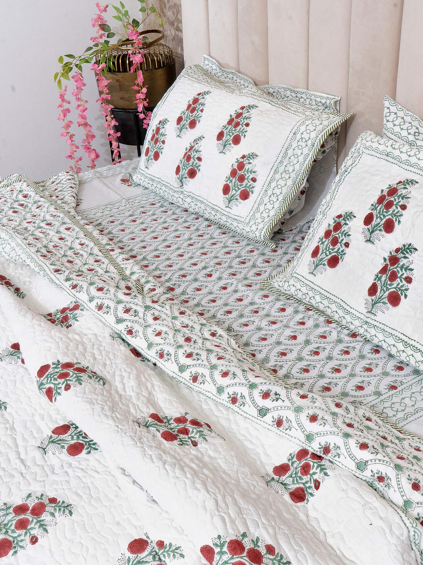 Anar Bagh Collection - Handcrafted Quilted Cotton Bedcover with Two Pillow Covers