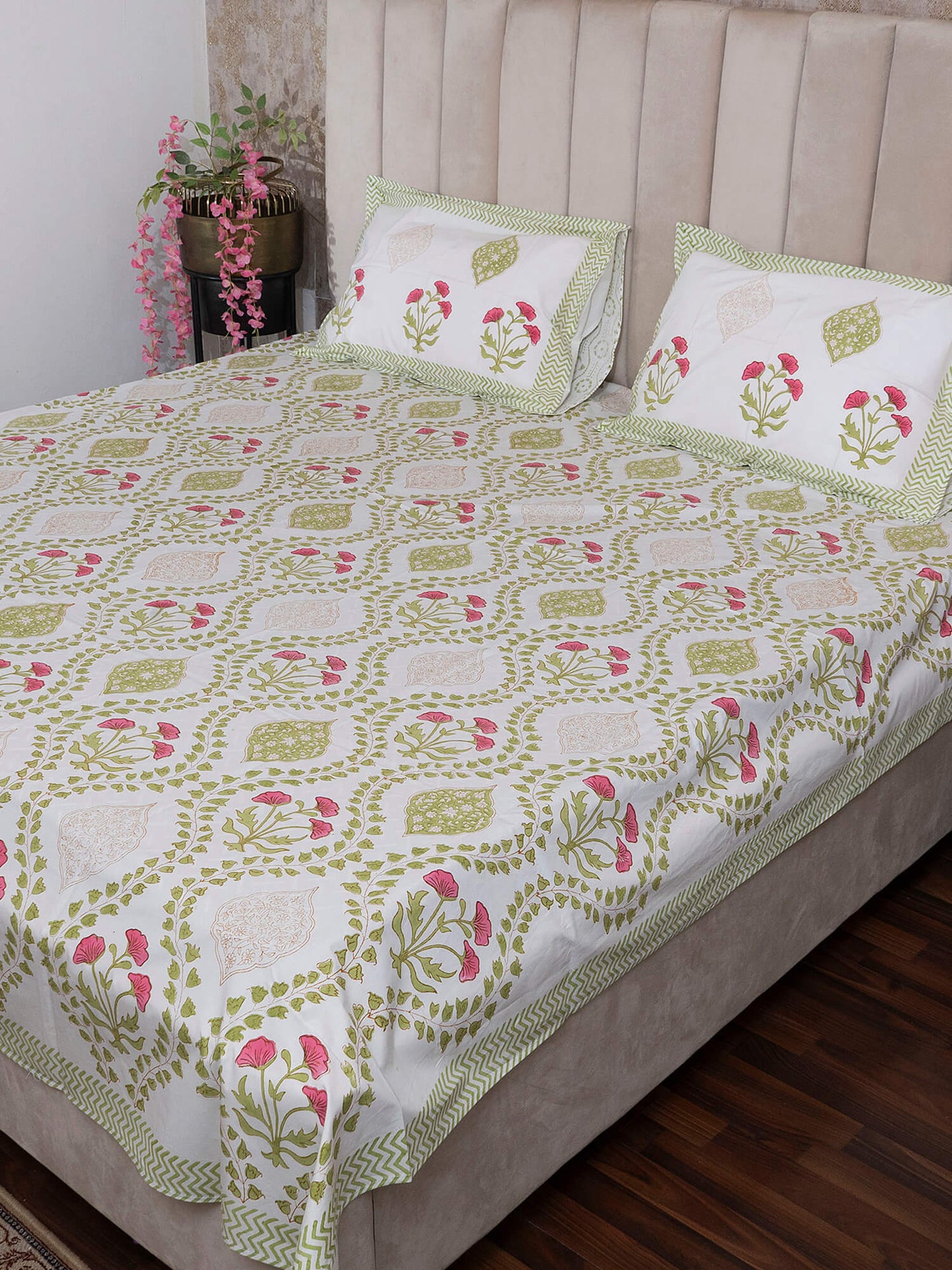 Sawai Bagh Collection - Hand Block Printed King Bedsheet with Reversible Pillow Covers (90 x 108 inches)