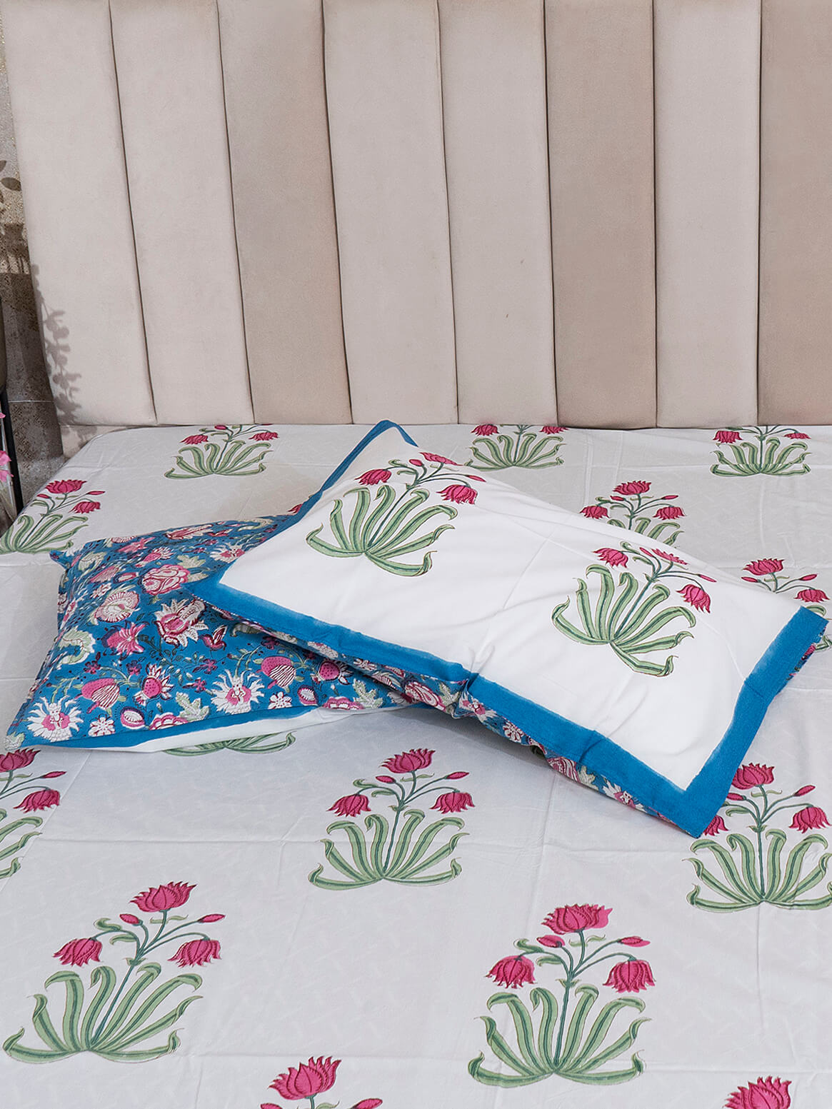 Sajjan Bagh Collection - Hand Block Printed Super King Bedsheet with Reversible Pillow Covers (108 x 108 inches)