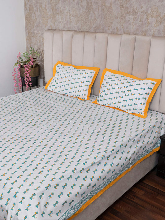 Hand Block Printed King Bedsheet with Reversible Pillow Covers (90 x 108 inches)