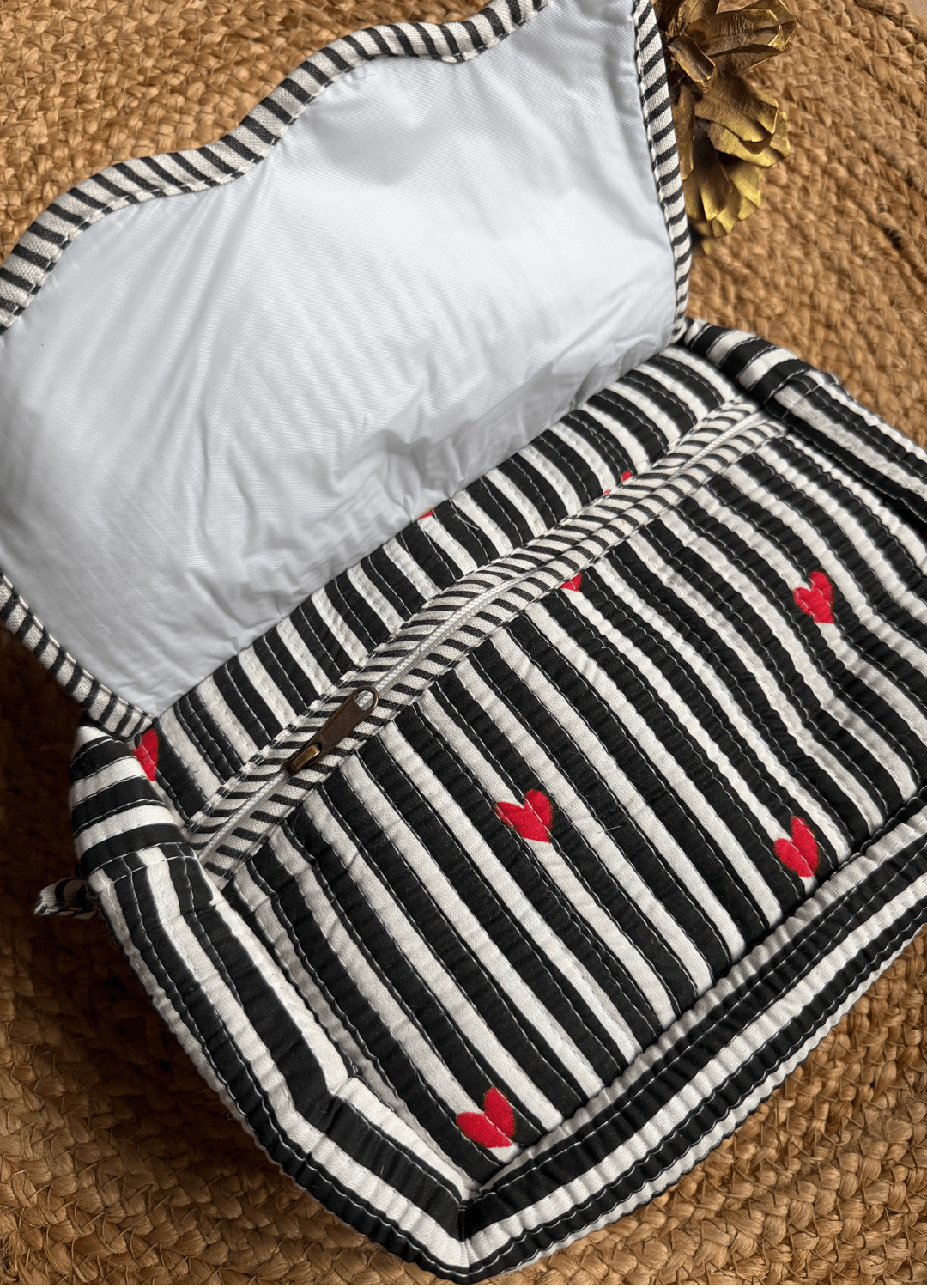 Scallop Toiletry Bag