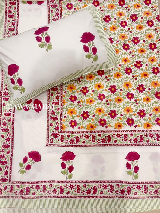 Hand Block Printed Super King Bedsheet with Reversible Pillow Covers (108 x 108 inches)