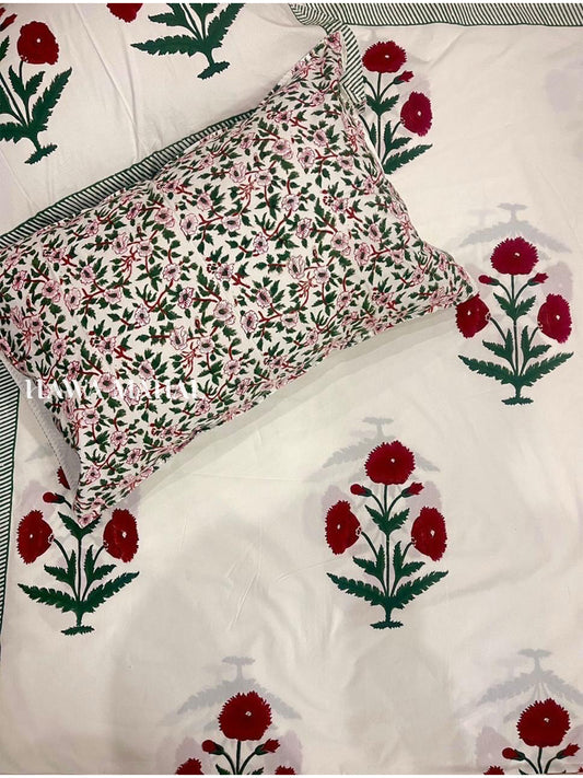 Hand Block Printed Super King Bedsheet with Reversible Pillow Covers (108 x 108 inches)