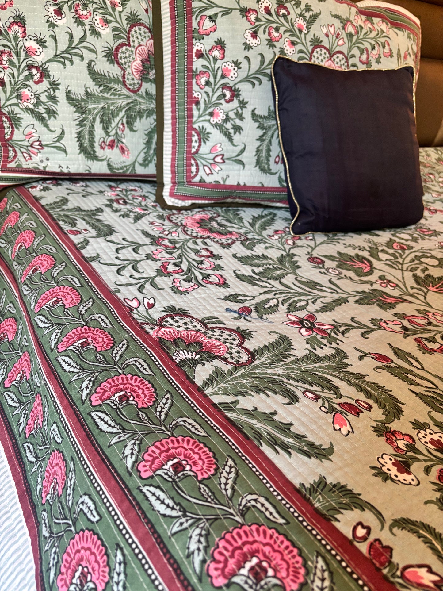 Handcrafted Quilted Cotton Bedcover with Two Pillow Covers