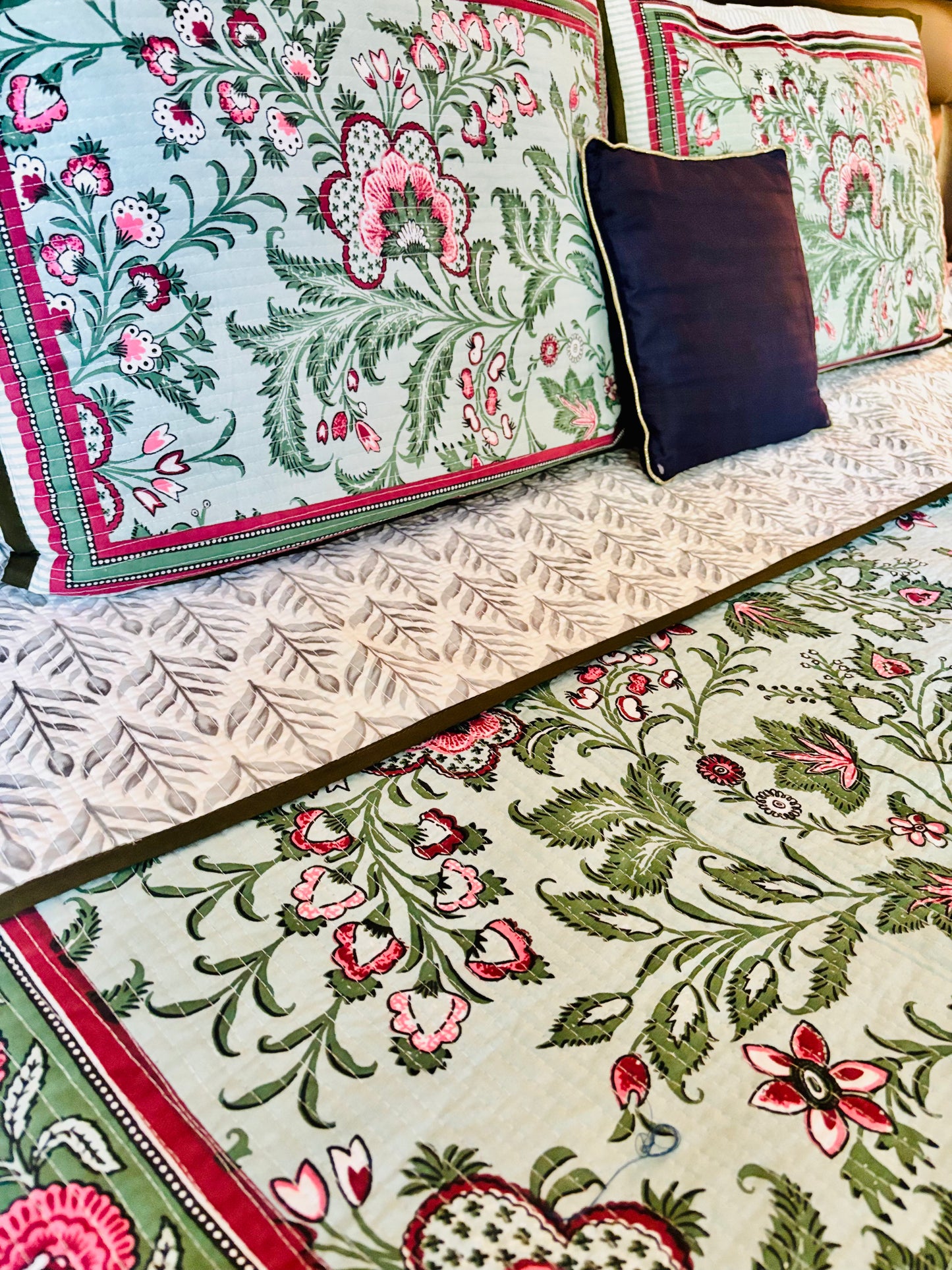 Handcrafted Quilted Cotton Bedcover with Two Pillow Covers