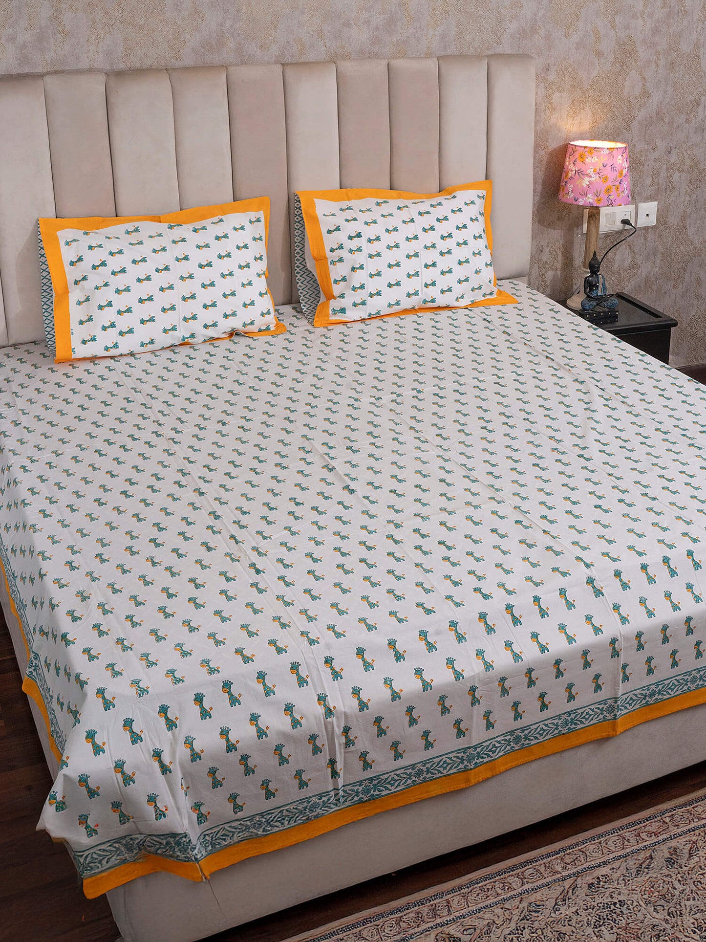 Hand Block Printed King Bedsheet with Reversible Pillow Covers (90 x 108 inches)