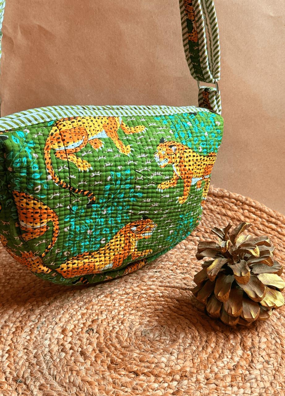 Sling purse - Green